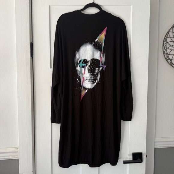 Torrid Black Long Open Cardigan With Skull Graphic Back Design Size 0 - Picture 1 of 4